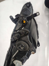 Load image into Gallery viewer, Frontscheinwerfer Toyota Aygo 811700H210 Links Scheinwerfer Headlight SCH5509319141fk