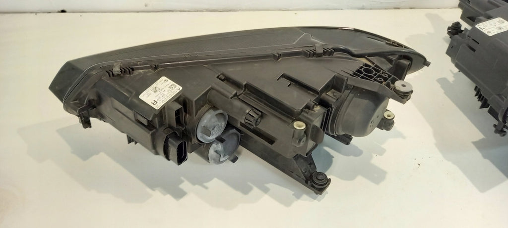 Frontscheinwerfer VW Touran 5TB941005A 5TB941006A LED Ein Satz Headlight SCH1774652088ci