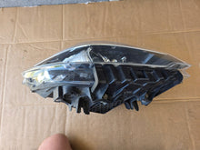 Laden Sie das Bild in den Galerie-Viewer, Frontscheinwerfer BMW 2 F22 F23 7388928 Xenon Rechts Scheinwerfer Headlight SCH9416377248ce