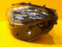 Laden Sie das Bild in den Galerie-Viewer, Frontscheinwerfer Mercedes-Benz Cla A1189061301 LED Links Scheinwerfer Headlight SCH7676527150an