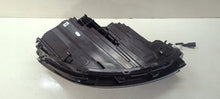 Laden Sie das Bild in den Galerie-Viewer, Frontscheinwerfer VW Passat 3J0941035 Full LED Ein Stück (Rechts oder Links) SCH9070799392iw