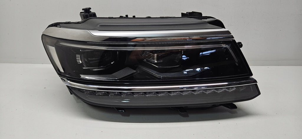 Frontscheinwerfer VW Tiguan 5NN941082C LED Rechts Scheinwerfer Headlight