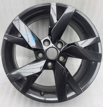 Laden Sie das Bild in den Galerie-Viewer, 1x Alufelge 17 Zoll 6.5" 5x112 46ET 5E3601025AC Skoda Octavia 5e3 Rim Wheel FEL5550474027uc