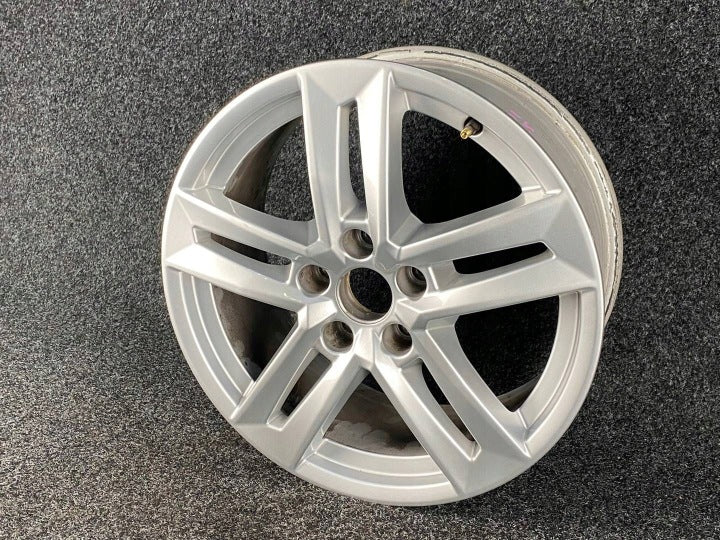 1x Alufelge 17 Zoll 5x112 38ET Glanz Silber 8W0601025C Audi A4 B9 Rim Wheel FEL4209156971xy