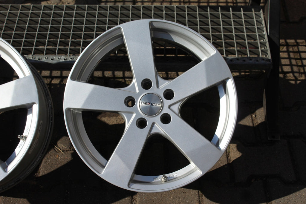 4x Alufelge 17 Zoll 7.0" 5x112 38ET Glanz Silber KBA49295 Audi I Rim Wheel FEL5522438303zp