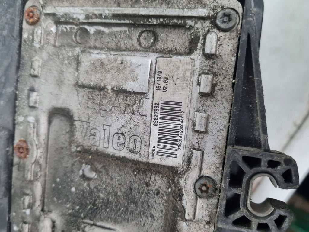 Frontscheinwerfer Audi A4 89309150 Links Scheinwerfer Headlight SCH7870995770bb
