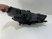 Laden Sie das Bild in den Galerie-Viewer, Frontscheinwerfer Audi A4 B9 8W0941033 LED Links Scheinwerfer Headlight