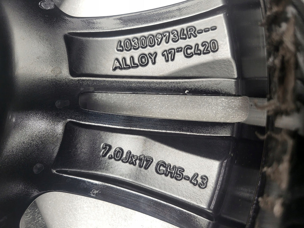 1x Alufelge 17 Zoll 7.0" 5x114.3 43ET A4204010700 Mercedes-Benz Citan Megane