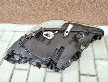 Laden Sie das Bild in den Galerie-Viewer, Frontscheinwerfer BMW 5 F11 F10 1013151 Xenon Ein Stück (Rechts oder Links)