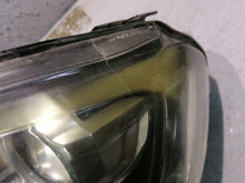 Laden Sie das Bild in den Galerie-Viewer, Frontscheinwerfer Ford Ranger Links Scheinwerfer Headlight SCH3809658107ge