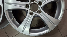 Laden Sie das Bild in den Galerie-Viewer, 4x Alufelge 17 Zoll 7.5" 5x112 40ET Glanz Silber A2134011200 Mercedes-Benz W213 FEL6848152272yn