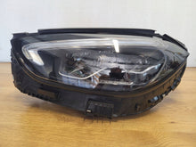 Laden Sie das Bild in den Galerie-Viewer, Frontscheinwerfer Mercedes-Benz A2069068104 Links Scheinwerfer Headlight SCH2818132806lg