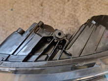 Laden Sie das Bild in den Galerie-Viewer, Frontscheinwerfer Skoda Fabia III 6V1941015B Links Scheinwerfer Headlight SCH2011461024tc