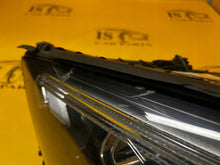 Laden Sie das Bild in den Galerie-Viewer, Frontscheinwerfer Mercedes-Benz W206 A2069060703 LED Links Headlight SCH7402226309tb