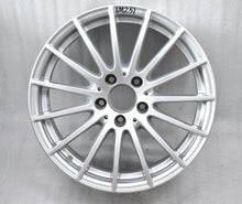 Load image into Gallery viewer, 1x Alufelge 17 Zoll 8.0" 5x112 41ET Glanz Silber A2224010002 Mercedes-Benz W222 FEL7114001805kf