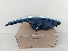 Laden Sie das Bild in den Galerie-Viewer, Frontscheinwerfer Kia Ceed 92101-A2010 Ein Stück (Rechts oder Links) Headlight