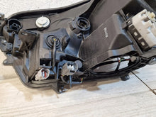 Laden Sie das Bild in den Galerie-Viewer, Frontscheinwerfer Toyota 4 IV 89210-OD230 Rechts Scheinwerfer Headlight