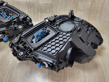 Laden Sie das Bild in den Galerie-Viewer, Frontscheinwerfer Mercedes-Benz W206 A2069066903 A2069068003 LED Ein Satz SCH7487588385xl