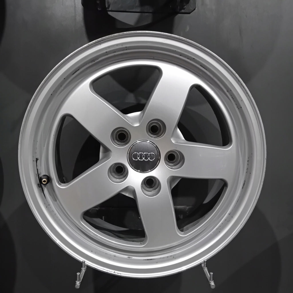4x Alufelge 16 Zoll 7.0" 5x112 35ET Glanz Silber 8W0601025 Audi C7 A4 B8 FEL2395948803df
