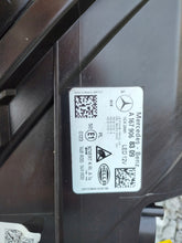 Laden Sie das Bild in den Galerie-Viewer, Frontscheinwerfer Mercedes-Benz Gle A1679068309 LED Rechts oder Links