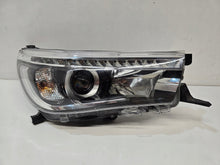 Load image into Gallery viewer, Frontscheinwerfer Toyota Hilux VIII LED Rechts Scheinwerfer Headlight SCH5366679904im
