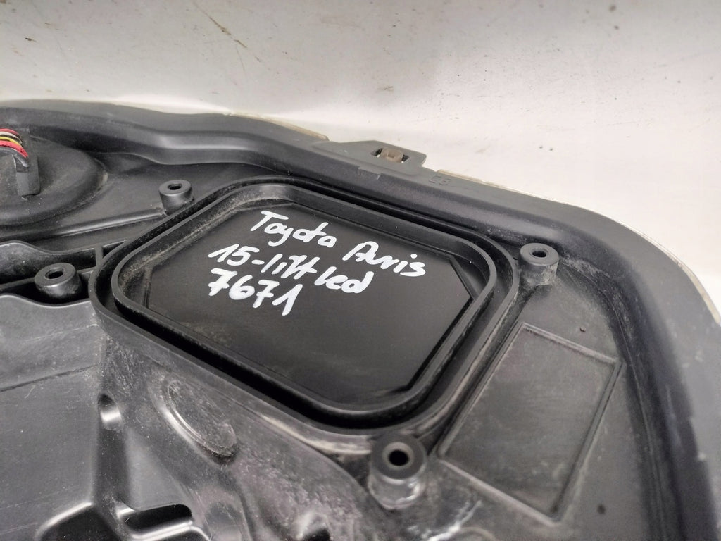 Frontscheinwerfer Toyota Auris 8111002K30 LED Rechts Scheinwerfer Headlight