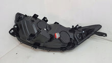 Laden Sie das Bild in den Galerie-Viewer, Frontscheinwerfer Iveco Daily VI I Links Scheinwerfer Headlight SCH8484183468bm