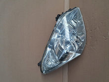 Laden Sie das Bild in den Galerie-Viewer, Frontscheinwerfer Toyota Corolla Verso Rechts Scheinwerfer Headlight SCH9541285756za