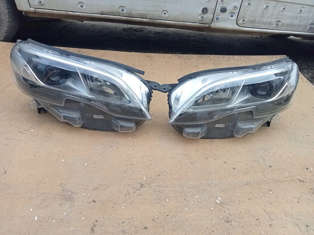 Frontscheinwerfer Peugeot Expert Traveller 16-LUB Xenon Rechts oder Links SCH4072936202pk
