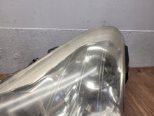 Laden Sie das Bild in den Galerie-Viewer, Frontscheinwerfer Citroën C-Crosser Ccrosser 16816885194 Xenon Rechts oder Links