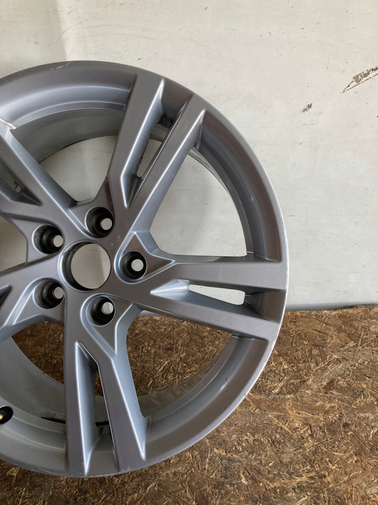1x Alufelge 17 Zoll 7.5" 5x112 43ET Glanz Silber 8V0601025DD Audi Rim Wheel FEL6688490229id
