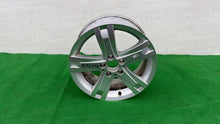 Laden Sie das Bild in den Galerie-Viewer, 1x Alufelge 17 Zoll 7.5" 5x112 47 5ET A2044015502 Mercedes-Benz X204 Rim Wheel FEL9515440839zh