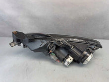 Laden Sie das Bild in den Galerie-Viewer, Frontscheinwerfer Mazda Cx-7 Cx7 103419012127 Xenon Rechts Headlight SCH9816135445ui