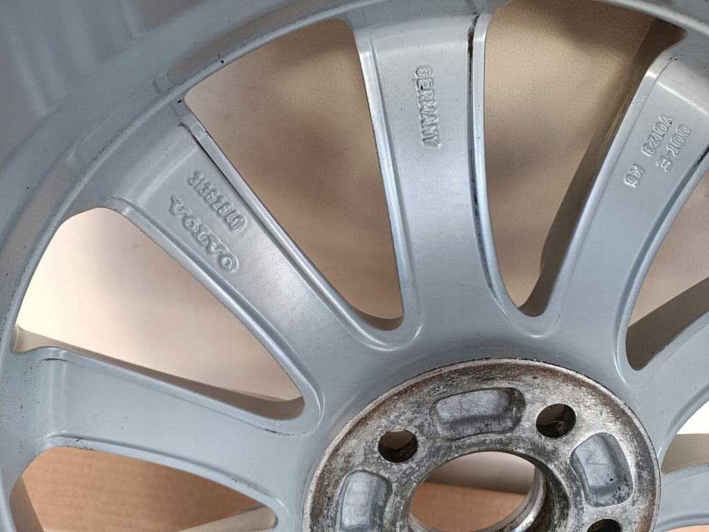 1x Alufelge 18 Zoll 8.0" 5x108 42ET 31362840 Volvo Rim Wheel