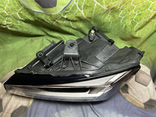 Load image into Gallery viewer, Frontscheinwerfer Audi Q2 81A941033 LED Links Scheinwerfer Headlight SCH6325128897aw