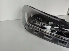 Laden Sie das Bild in den Galerie-Viewer, Frontscheinwerfer Ford Focus Rechts Scheinwerfer Headlight SCH4190148599iw