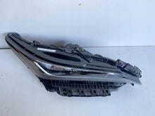 Laden Sie das Bild in den Galerie-Viewer, Frontscheinwerfer Toyota Venza Rechts Scheinwerfer Headlight SCH2684672515kp