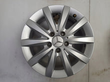 Load image into Gallery viewer, 1x Alufelge 16 Zoll 6.5" 5x112 49ET Glanz Silber A2464010202 Mercedes-Benz FEL1914383000cr