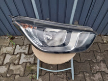 Load image into Gallery viewer, Frontscheinwerfer Hyundai I20 Rechts Scheinwerfer Headlight SCH6398486645mk