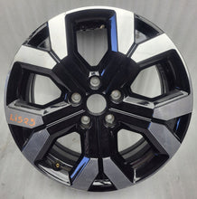 Load image into Gallery viewer, 1x Alufelge 17 Zoll 6.5" 5x114.3 32ET 403000562R Dacia Duster Rim Wheel FEL4675423815xy