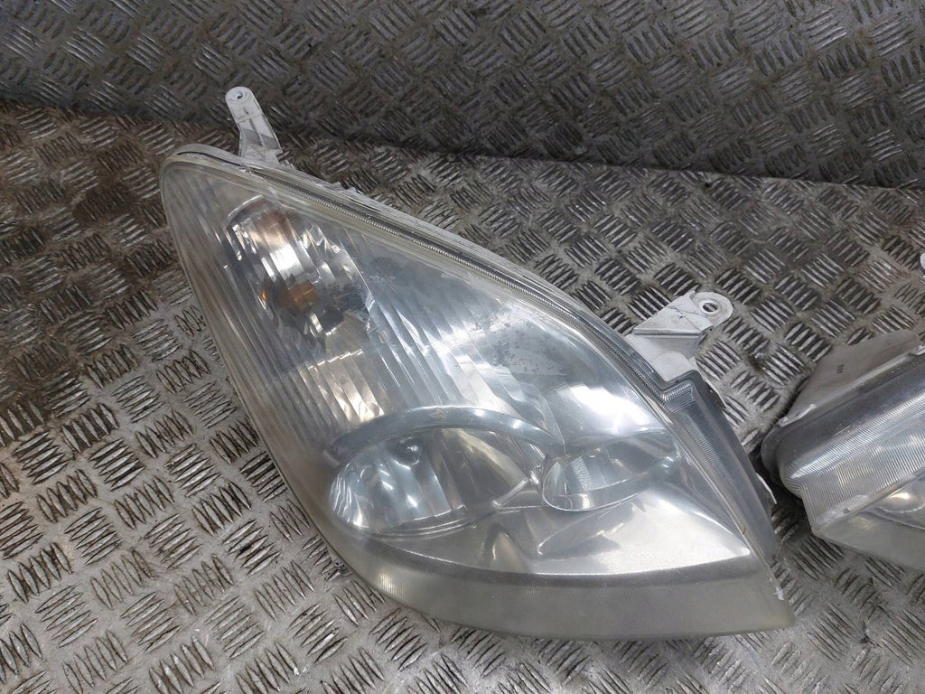 Frontscheinwerfer Toyota Corolla Verso Ein Satz Scheinwerfer Headlight SCH5487784266sm