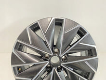 Load image into Gallery viewer, 1x Alufelge 18 Zoll 8.0&quot; 5x112 44ET Glanz Schwarz 3V0601025B Skoda Superb Iii