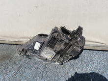 Laden Sie das Bild in den Galerie-Viewer, Frontscheinwerfer BMW X5 E70 7158930K Xenon Rechts Scheinwerfer Headlight SCH1300843726fn
