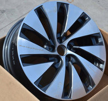 Load image into Gallery viewer, 1x Alufelge 19 Zoll 8.0" 5x112 39ET Glanz Schwarz 8MA601025F Audi Rim Wheel FEL4634840050ya