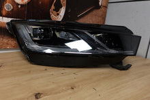 Laden Sie das Bild in den Galerie-Viewer, Frontscheinwerfer Skoda Octavia IV 5E4941016A Full LED Rechts Headlight SCH1195904446lj