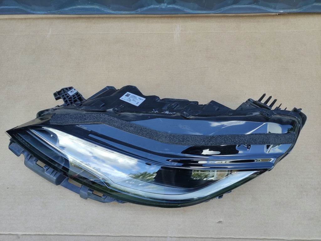 Frontscheinwerfer Tesla Model 3 1760888-00-F LED Ein Stück (Rechts oder Links)