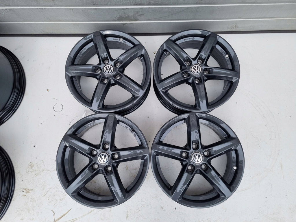 4x Alufelge 16 Zoll 6.5" 5x112 46ET Silber 5G0601025 VW Golf VIII Touran Caddy FEL4553015513ke
