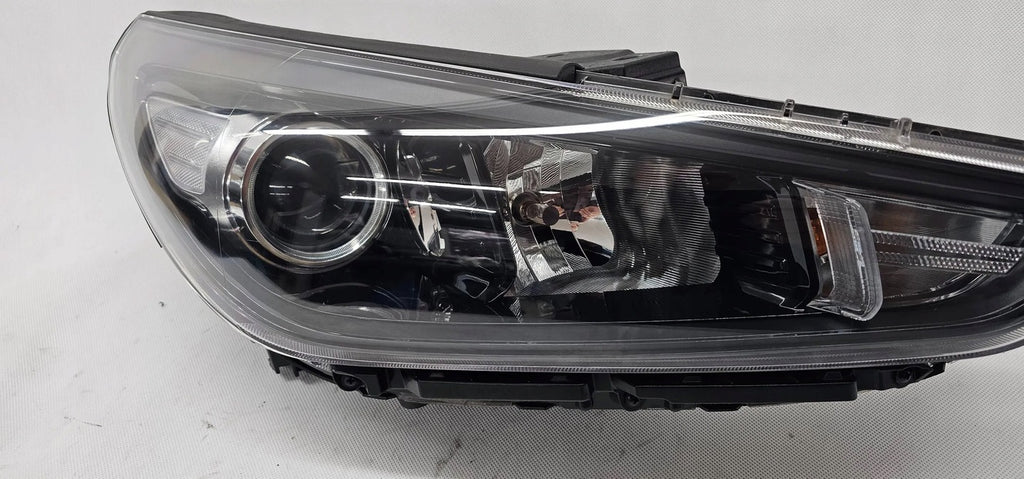 Frontscheinwerfer Hyundai I30 III 92102-G4020 92102-G4XXX Rechts Headlight