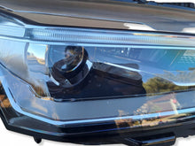 Laden Sie das Bild in den Galerie-Viewer, Frontscheinwerfer Audi A5 8W6941006C Rechts Scheinwerfer Headlight SCH4629860136bw