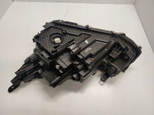 Laden Sie das Bild in den Galerie-Viewer, Frontscheinwerfer Toyota Yaris Cross Full LED Rechts Scheinwerfer Headlight SCH8012413456vy